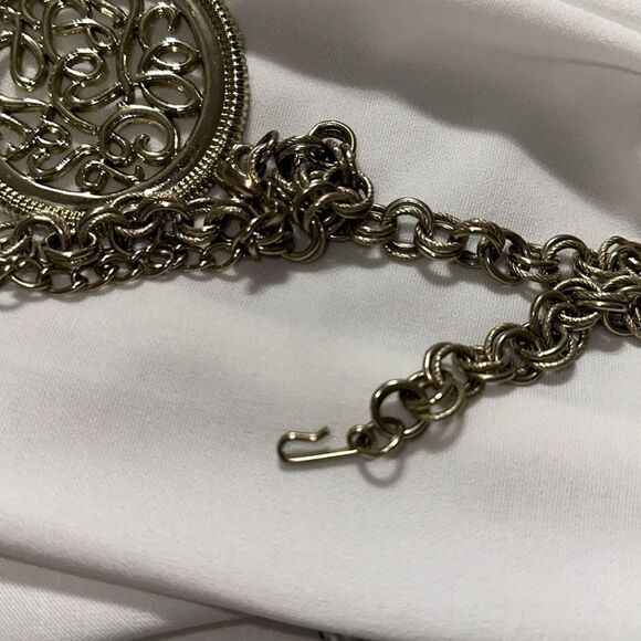 Lisner 1960s Vintage Gold Tone Chunky Chain Monogram Medallion Pendant Necklace - Picture 9 of 9